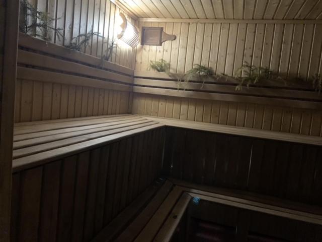 Wood House Hotel Pilipets Exterior photo